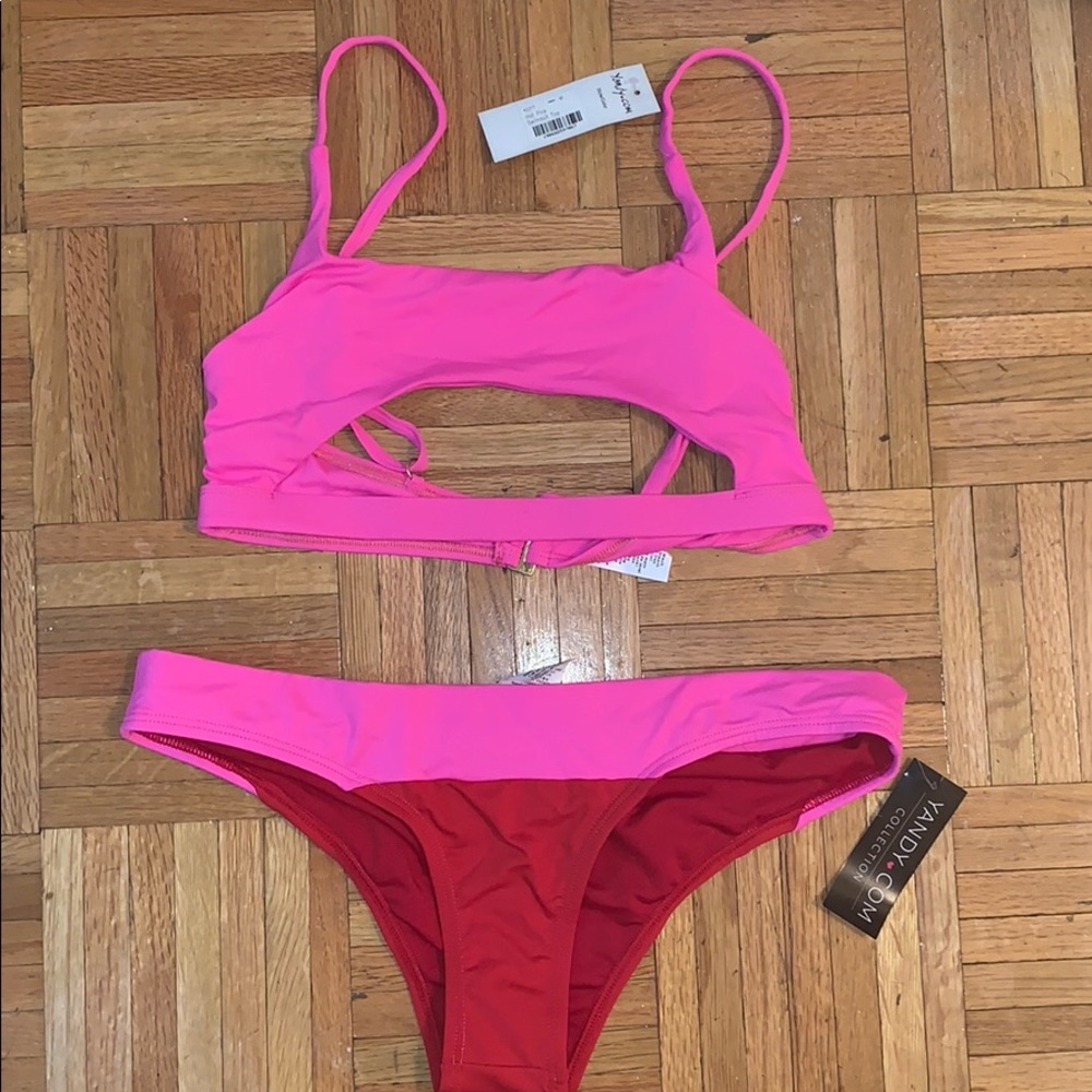 UNWORN TAGS ON Yandy Cutout Bikini Top & Bottoms